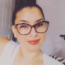 Loving my new reading glasses! If I got to wear them, then at least they  can be cute!!! #colombiana #glasses #Ilooksmart #collegegirl #agedontmatter  #honorsociety #settinganexample #dreamsdocometrue!