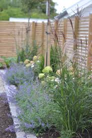 Gardendecorationideas Kellerabschlag Steine Reused Stones Cellar Reused For The Tee Reused Stones For The Backyard Fences Fence Landscaping Backyard