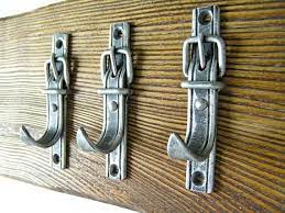 Single Wall Hook Iron Hook Silver Hook Rustic Hook Belt Hook Etsy Herreria Trabajo Con Metal Decoracion En Hierro
