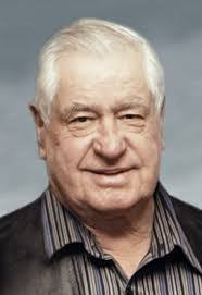 Suzanne Brouillard's Instagram, Twitter & Facebook