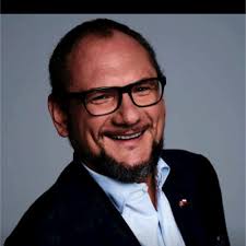 Jest mi niezmiernie miło poinformować, że nakładem wydawnictwa Wolters  Kluwer ukazało się „Prawo o notariacie.