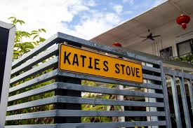 One of two places in kl(other is ampang grocers) where you can find corn. Katie S Stove Hock Choon Kinkybluefairy