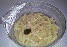 Patatas asadas al microondas, ¡fáciles y deliciosas! Como Cocer Pasta En El Microondas Facil Y Rapido Receta De Alinua Cookpad