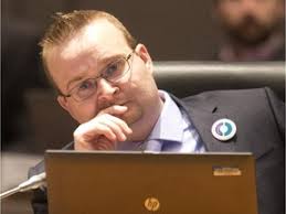 Blais plans to break two-term promise by seeking re-election in 2018