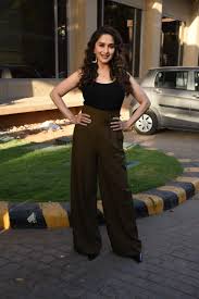 Madhuri Dixit Debuts Curly Hair At Total Dhamaal Promotions See Pics Indiatoday Poslednie tvity ot madhuri dixit nene (@madhuridixit). madhuri dixit debuts curly hair at