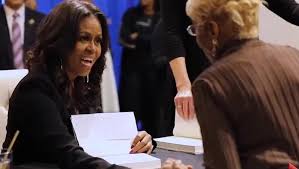 Last week, michelle obama announced her nationwide book tour of becoming, her first memoir. Michelle Obama S Becoming Book Tour Coming To 4 Canadian Cities Globalnews Ca