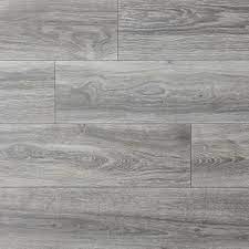Applewood is a wonderfully varied floor with layers of soft color tones that blend with many furniture finishes. Home Decorators Collection Water Resistant Eir Silverton Oak 8 Mm Thick X 7 1 2 In Wide X 50 2 3 In Length Laminate Flooring 23 69 Sq Ft Case Hdcwr18 The Home Depot