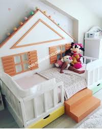 montessori etagenbett mit dach kinderzimmer kinder zimmer kinderzimmer kleinkindzimmer
