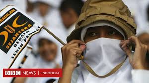 Jumlah pengundi pemilu kali ini adalah lebih 192 juta pengundi berdaftar (192,828,520 pengundi). Pemilu 2019 Politik Identitas Dinilai Tidak Dongkrak Perolehan Suara Partai Partai Islam Bbc News Indonesia