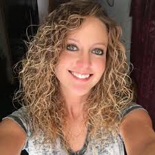 Ginger Capps's Instagram, Twitter & Facebook