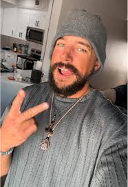 In my Ragnar phase✨🇳🇴 #foryoupage #fyp #vikings #ragnarlothbrok  #travisfimmel