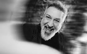 Julie Holtzman's Instagram, Twitter & Facebook