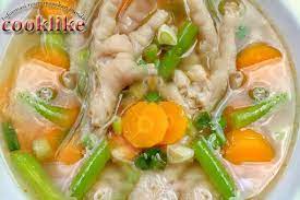 Sayur lodeh pedas khas jawa tengah yang enak dan bergizi ini bisa dijadikan pilihan ketika bosan menyantap makanan berkuah bening seperti sop daging atau sop ayam. Resep Sop Ceker Ayam Bening Pedas C O O K L I K E