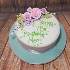 This cake is perfect for you! Pastel Floral Cake Classic Cake Collection White Flower Cake Shoppe We Are Closed On Sundays Rosario Felts
