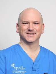 Cosmetic dentist Southend