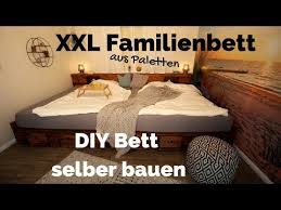 Familienbett für 5 kinder ». á… Palettenbett Selber Bauen Diy Europaletten Bett Anleitung