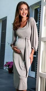 At times, there are occasions when you want to look as elegant as possible. Pregnant Formal Dresses