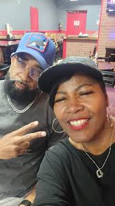 I was still in Dallas Yesterday, so I went out to Tuns & Chuckles at  Thibodeaux's to support my fellow colleagues in Gospel. Comedian BIG HUSKY  and Rapper Norris Johnson and they