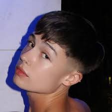 Cole Bentley's Instagram, Twitter & Facebook