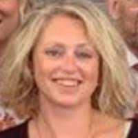 Serena Tucker's Instagram, Twitter & Facebook