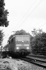 There is a grand party room with panoramic views of the city, exercise room, sauna/shower. Munchen Salzburg Express Vindobona1966