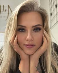 Emily mí Amor, ❤️🔥💋💋💋 aquí estoy reportándome contigo hoy, estoy muy  feliz de poderme comunicar contigo hoy mí Amor, ❤️❤️❤️🔥💋💋💋 Siiiiiii Si  te Amo muuuucho 💞 mi Amor, ❤️🔥💋💋💋💋 eres sensacional, única,