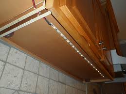 under kitchen cabinet lighting ideas