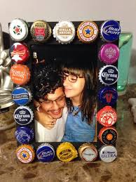 Getting gifts for the men in your life can be tricky. Beer Caps Frame Easy Birthday Present Ideas For Boyfriend 21st Birthday Gifts Birthday Gifts For Boyfriend Diy Diy Gifts For Boyfriend