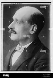 G chas hi-res stock photography and images