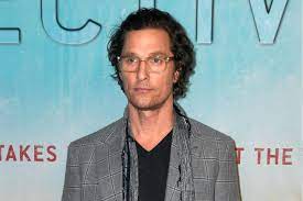 Matthew mcconaughey is continuing to spread encouragement and inspiration in his second commencement speech for the graduating class of 2020. Matthew Mcconaughey Er Wurde Mehrfach Sexuell Belastigt Gala De