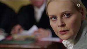 Doch annabelle sieht schon bald eine möglichkeit, wieder freizukommen, um sich an der person zu rächen, die sie eiskalt hat fallenlassen. Annabelle Sullivan Sturm Der Liebe Wiki Fandom