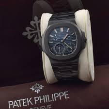 Zlé a divné věci se mi nepravidelně dějí ve všech ostatních. Patek Philippe 5712 Black Venom Limited Edition 10 Black Venom Luxury Rebel