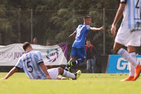 You are on page where you can compare teams atletico tucuman vs velez sarsfield before start the match. Reserva Velez 2 1 Atletico Tucuman Velez Sarsfield