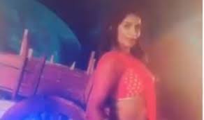 Sehr geehrte damen und herren, hiermit beantrage ich unter berufung auf § abs. Bhojpuri Dancing Sensation Poonam Dubey Flaunts Her Sexy Dance Moves In Hot Red Saree On Madhuri Dixit S Seductive Dance Number Dhak Dhak Karne Laga In This Video Watch India Com