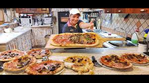 Se il vostro forno di casa non raggiunge temperature alte ed vuoi aprire una pizzeria? Pizza Con Lievito Di Birra Fatta In Casa Come In Pizzeria Youtube