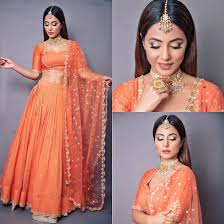 Beautiful Pose Hina Khan Indian Wedding Outfits Indian Gowns Dresses Bridesmaid Outfit