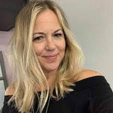 Sherry Albritton's Instagram, Twitter & Facebook