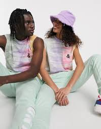 По популярности сначала дешевле по названию. Pride 2020 How Fashion And Beauty Brands Are Giving Back Wwd