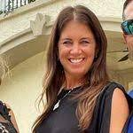 Kari Hester's Instagram, Twitter & Facebook