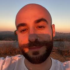 Identifying scam posts in online giveaway groups