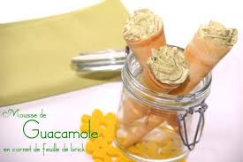Mettre 2 feuilles de laurier entre la ficelle et le roti et le faire dorer sur toutes les faces dans l'huile d'olive. Mousse De Guacamole En Cornets De Feuille De Brick Feuille De Brick Idee Recette Mousse