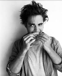 Yummiest Yum Of All Robert Pattinson Robert Twilight Cast