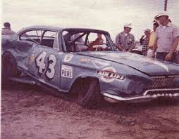 Find current and past drivers for nascar car #43. Richard Petty Crashed Car Nascar Crash Nascar Race Cars Drag Racing Cars