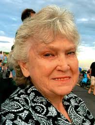 Anna Cumbo's Instagram, Twitter & Facebook