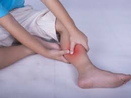 Jika seseorang itu mengalami kebas pada bahagian kaki berserta sakit tumit, kemungkinan yang dihadapi adalah mereka menghadapi. Awas Jika Anak Mengadu Sakit Kaki Waktu Malam Tanpa Apa Apa Sebab Ini Puncanya Pa Ma