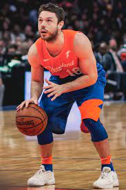 He attended the australian institute of sport for three years and competed in the south. Matthew Dellavedova Wikipedia