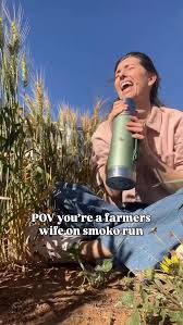 Just a farmer’s wife, waiting in a paddock…Did she listen to the directions  on where he was? Questionable 🤨 #lifeofafarmerswife #farming #farmkids  #livingthedream #housewife #marriedtoafarmer ...
