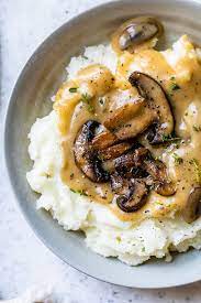 Vegan Mushroom Gravy Recipe That S Ready In Just 15 Minutes It S Packed With Flavor And Vegan Mushroom Gravy Mushroom Gravy Recipe Mushroom Gravy Recipe Vegan