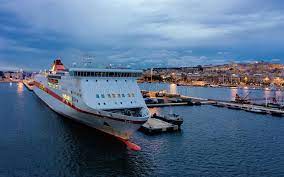 The many cruise ships have made it necessary to find quay berth in several places in copenhagen harbour. Marina With Cruise Ship At Cagliari At Dusk Stock Photo Image Of Mediterranean Ship 156854376
