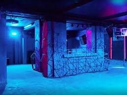 Er soll jetzt aber nicht all zu viel kosten weil das essen und trinken habe ich vor gehabt selber zu holen. Garten Eventlocation Und Club In Friedrichshain In Berlin Mieten Eventlocation Und Hochzeitslocation Location Mieten Com